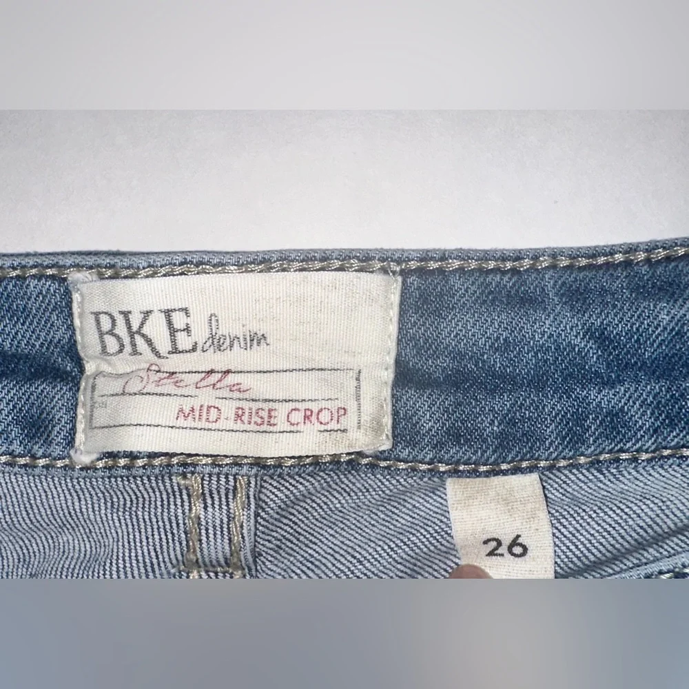BKE Stella Mid-Rise Stretch Cropped Denim Jeans Women’s Size 26 Light Wash - Picture 5 of 9
